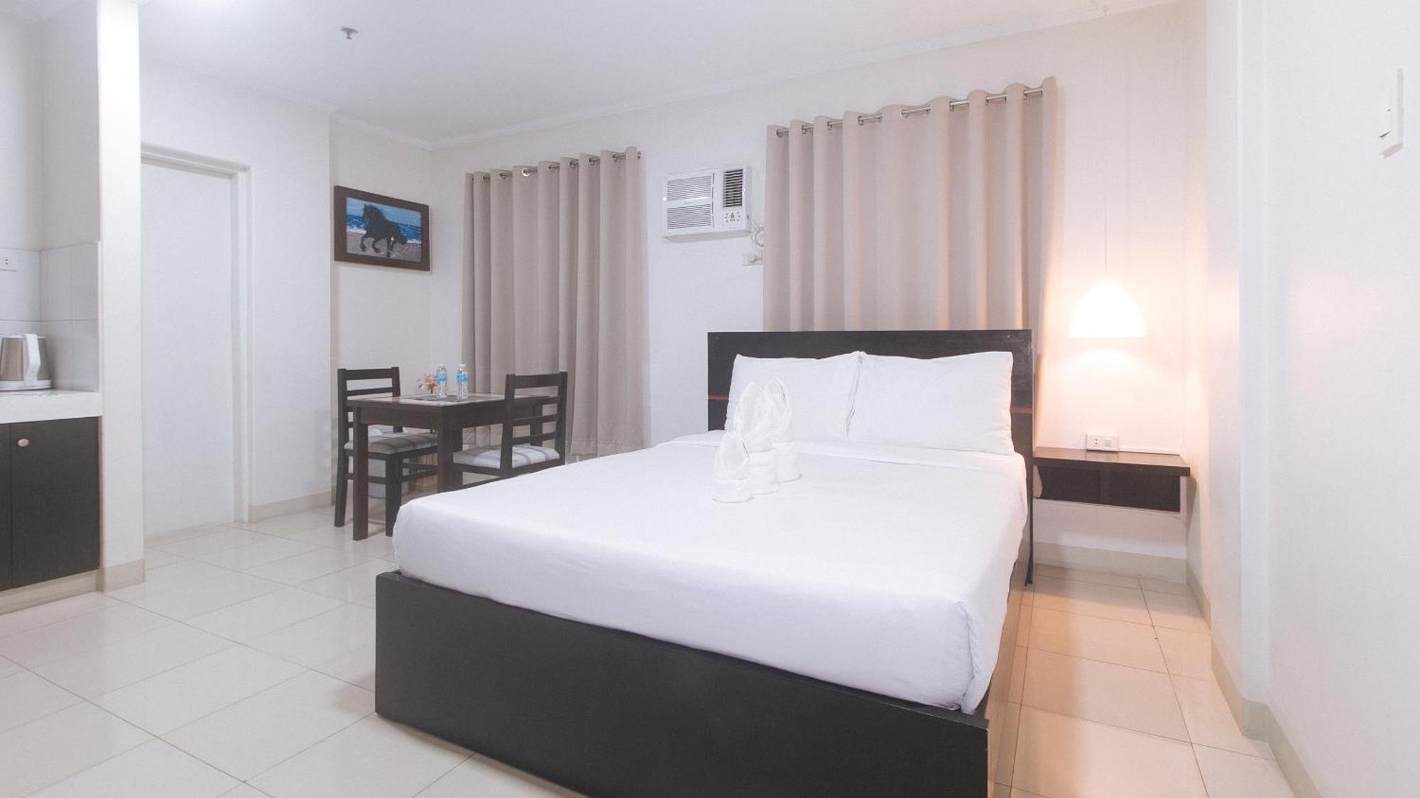 Urbanview At Evangelista Street Makati Μακάτι Εξωτερικό φωτογραφία