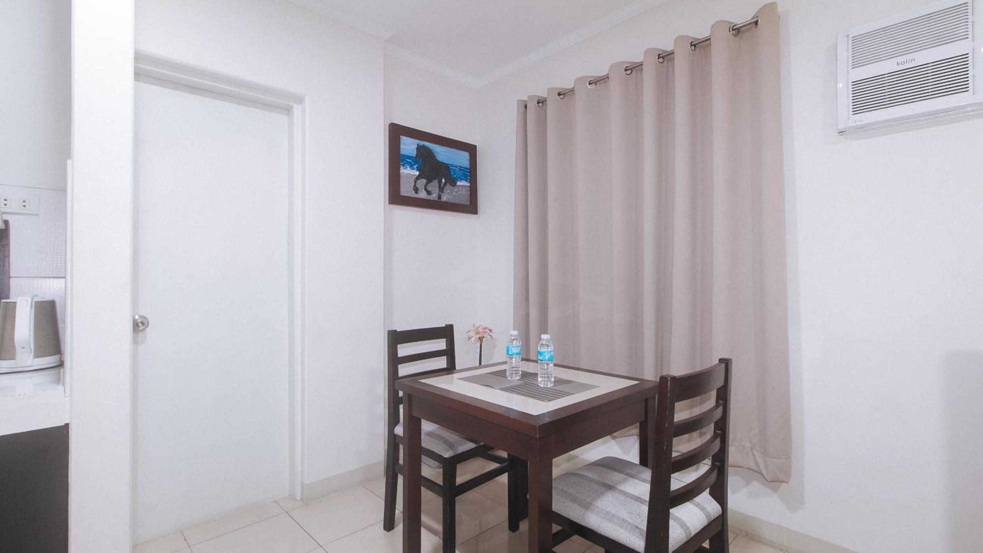 Urbanview At Evangelista Street Makati Μακάτι Εξωτερικό φωτογραφία