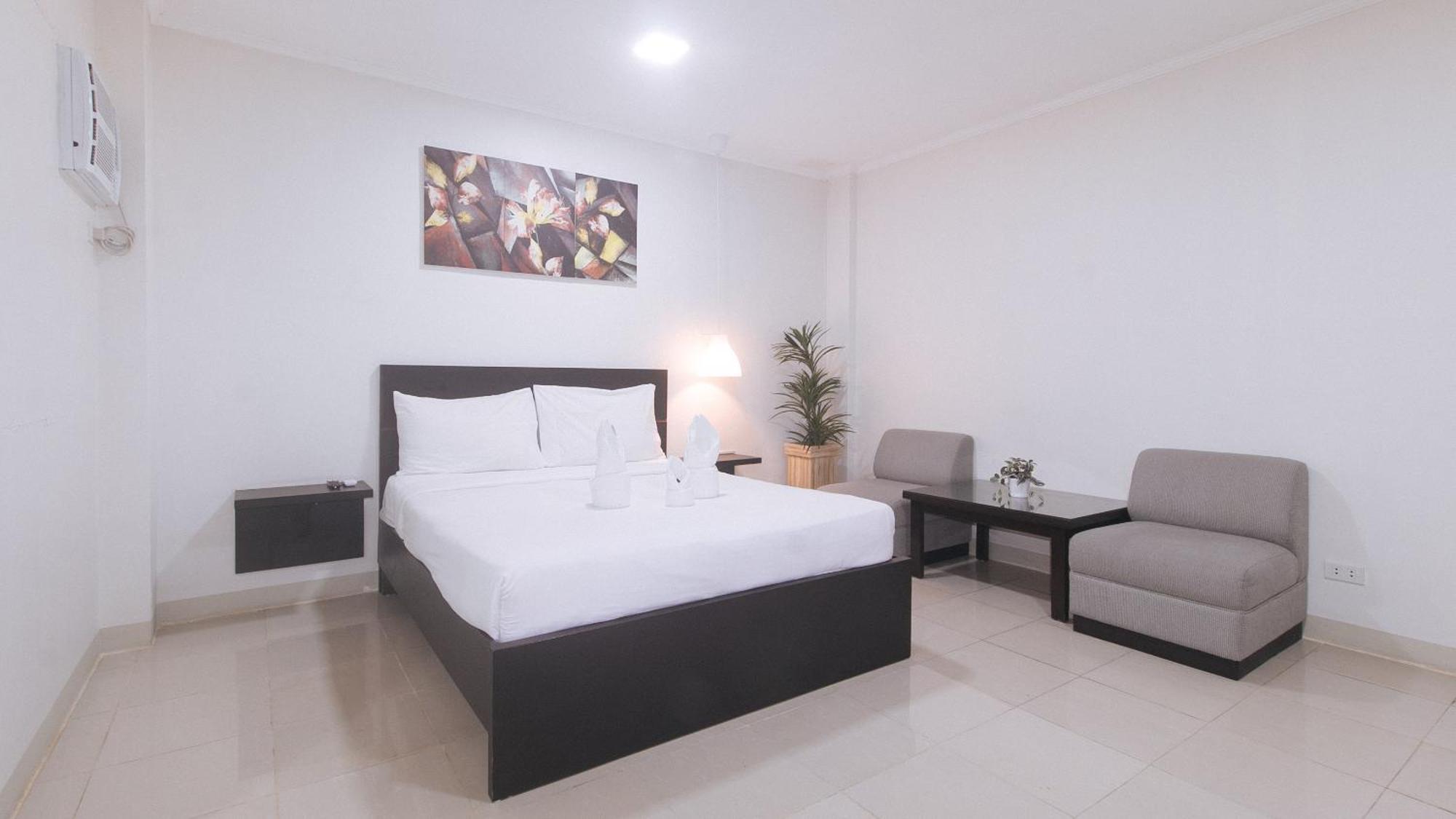 Urbanview At Evangelista Street Makati Μακάτι Εξωτερικό φωτογραφία