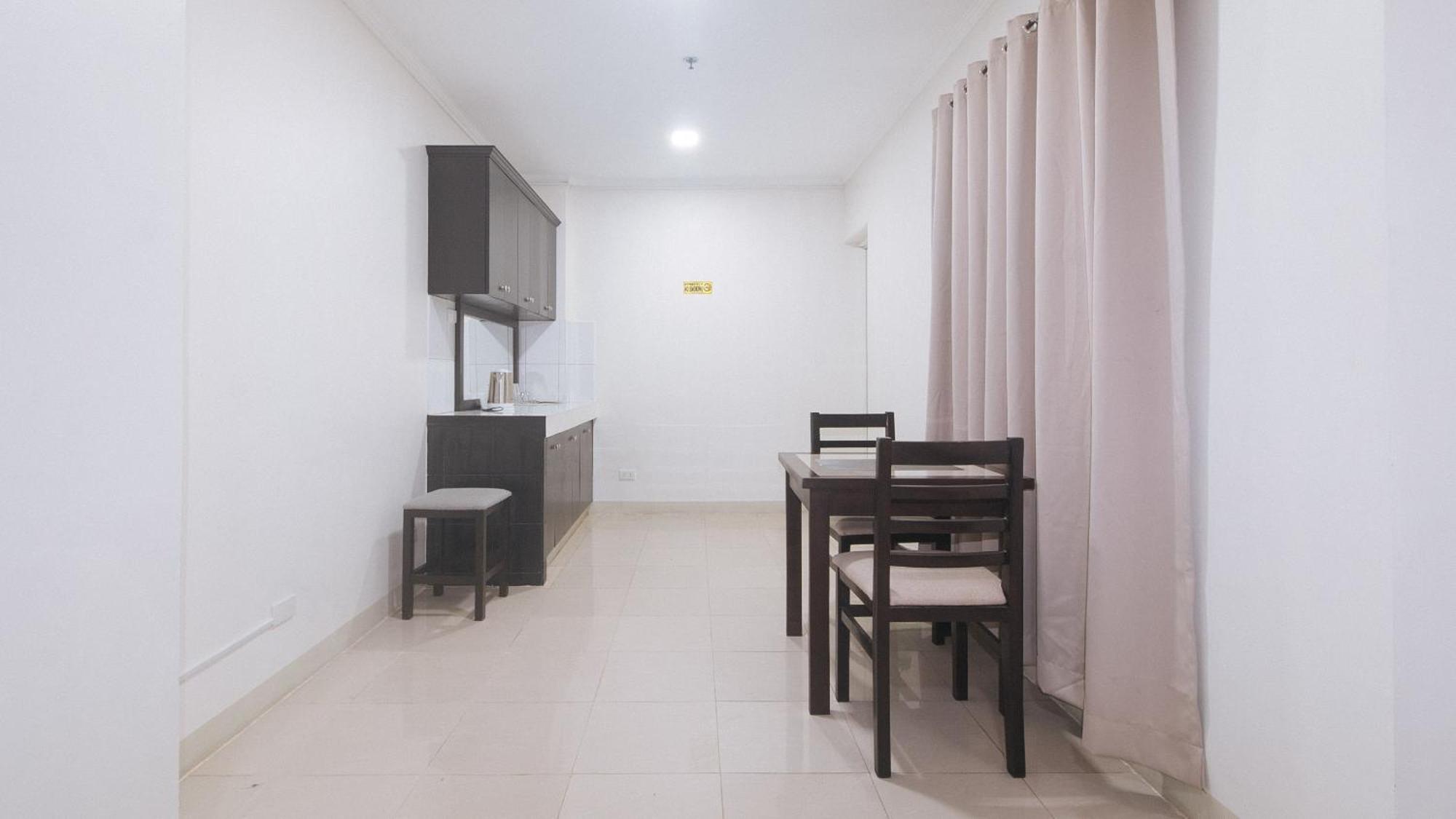 Urbanview At Evangelista Street Makati Μακάτι Εξωτερικό φωτογραφία