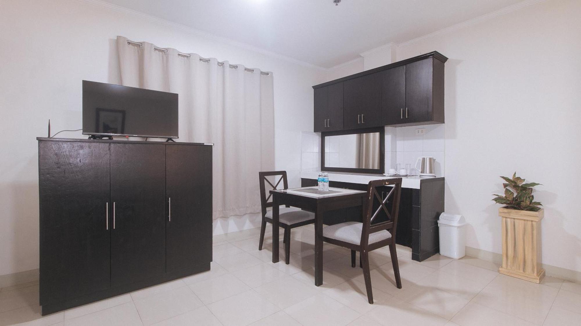 Urbanview At Evangelista Street Makati Μακάτι Εξωτερικό φωτογραφία