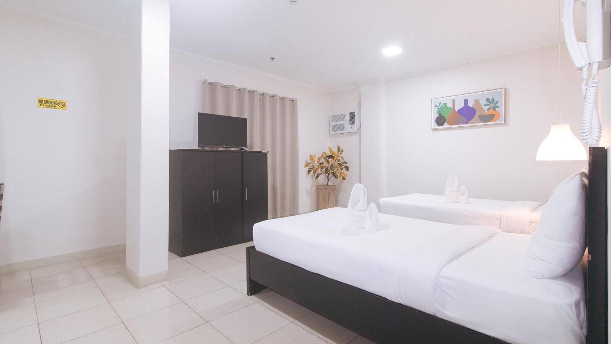 Urbanview At Evangelista Street Makati Μακάτι Εξωτερικό φωτογραφία