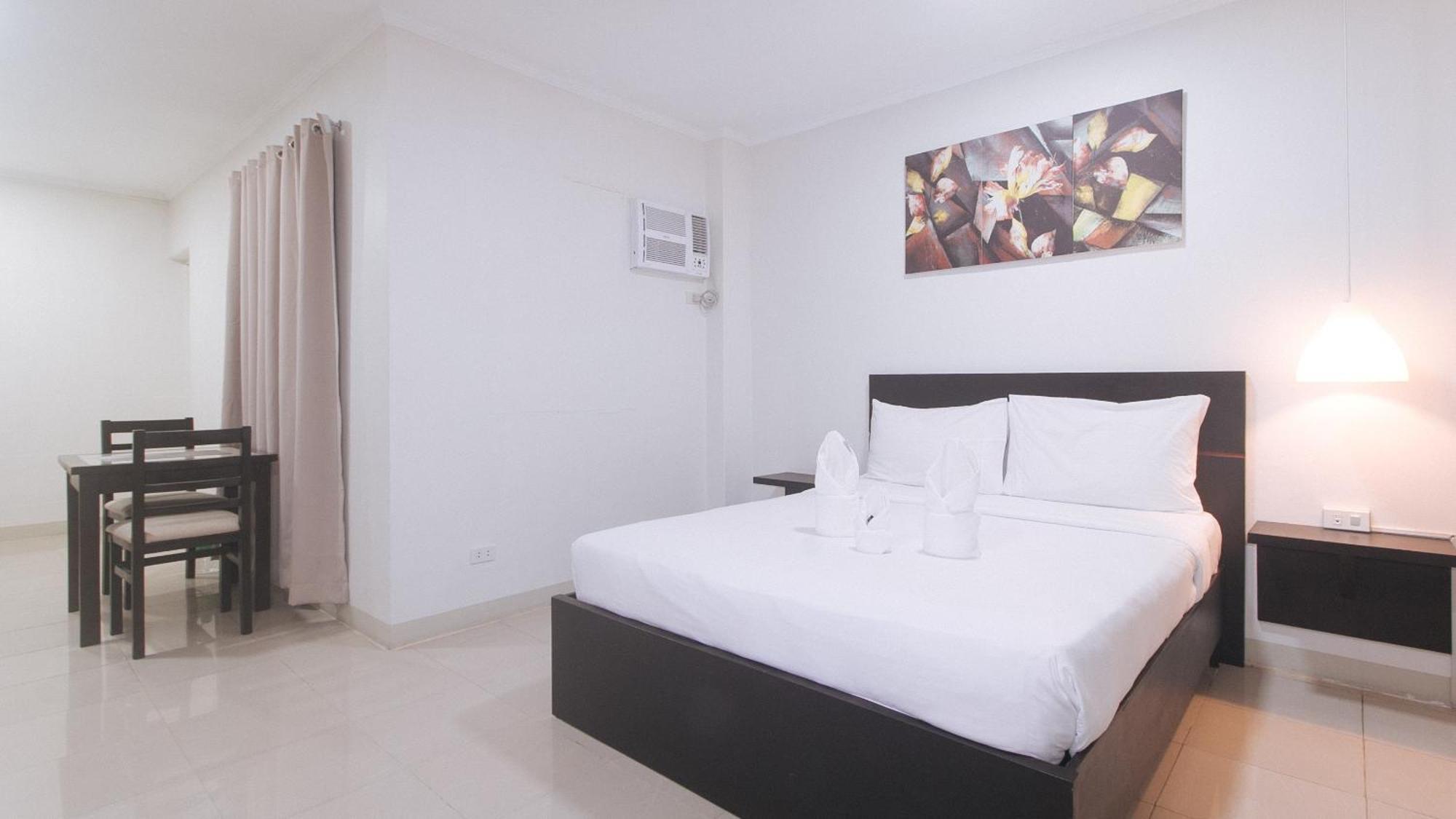Urbanview At Evangelista Street Makati Μακάτι Εξωτερικό φωτογραφία